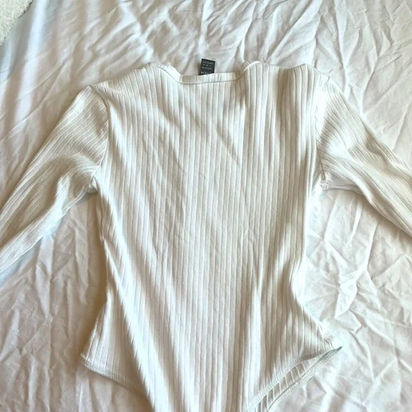 white long sleeve body suit size S - Picture 2 of 2